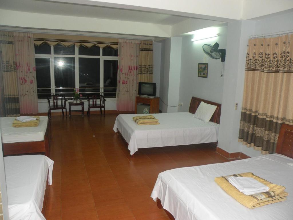 Duc Tuan Hotel Hai Phong Buitenkant foto