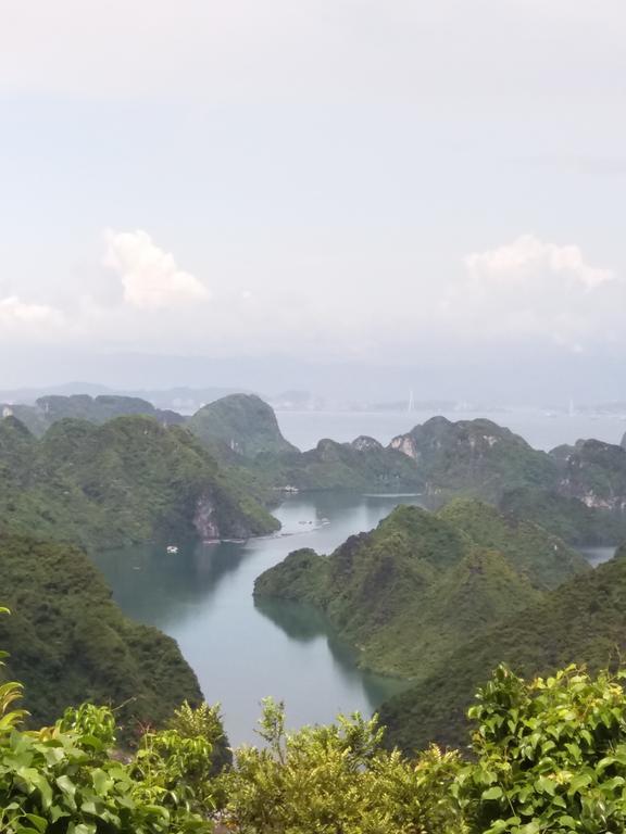 Duc Tuan Hotel Hai Phong Buitenkant foto
